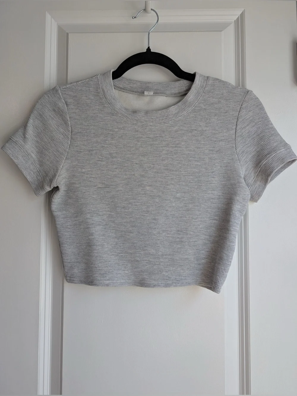 Alo Yoga Women’s Micro Waffle Sierra Cropped Short Sleeve Shirt Gray Size Small